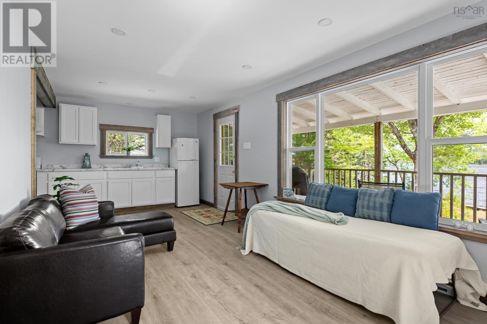 Single Family House Bungalow for Sale in  Sherwood Forest Road Sherwood 