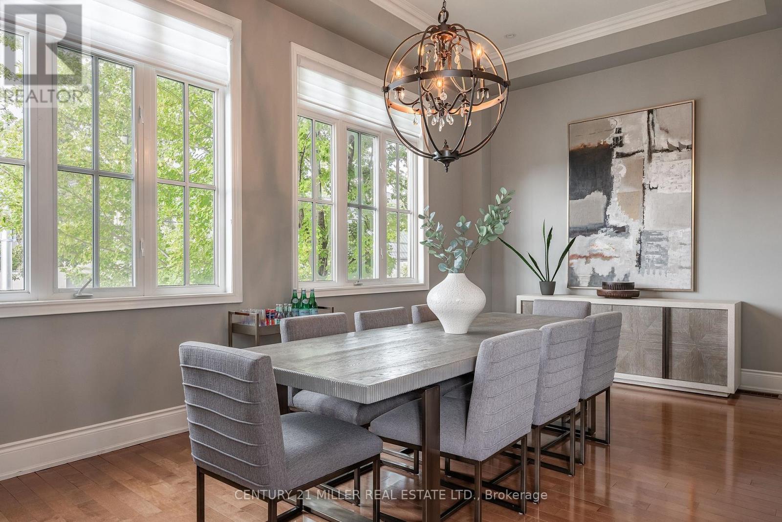 Photo 17 of 131 Brock Street, Oakville ON