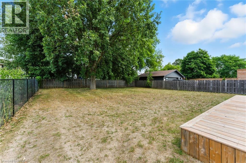 Photo 37 of 37 Barnes Avenue, Brantford ON