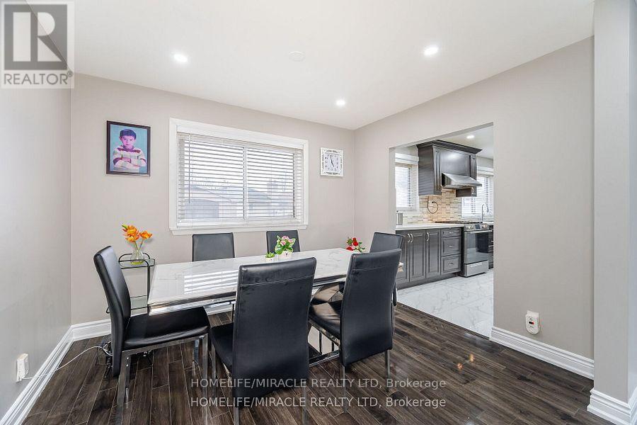 Photo 11 of 345 Silverstone Drive, Toronto ON