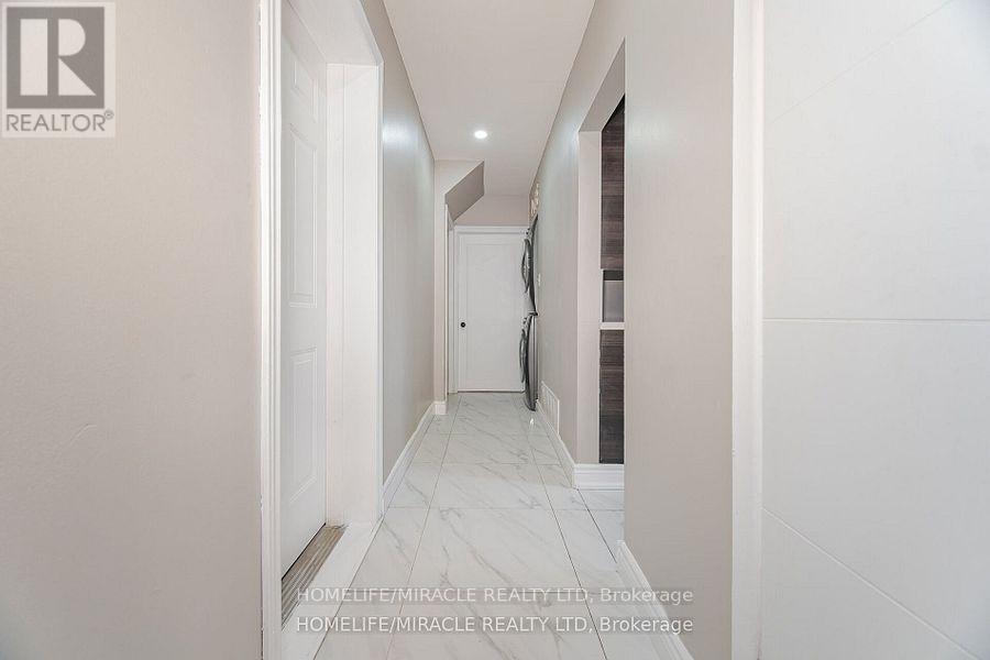 Photo 17 of 345 Silverstone Drive, Toronto ON