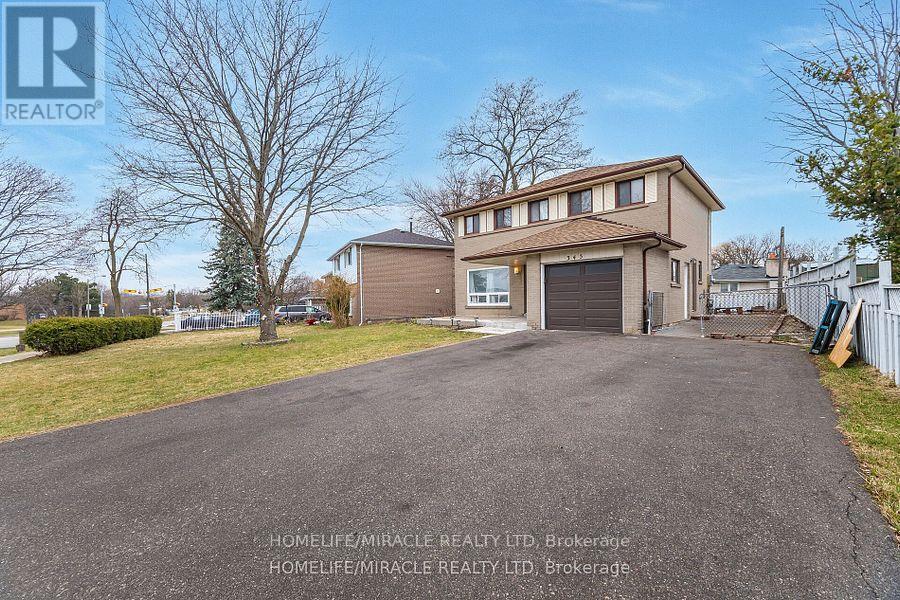 Photo 4 of 345 Silverstone Drive, Toronto ON