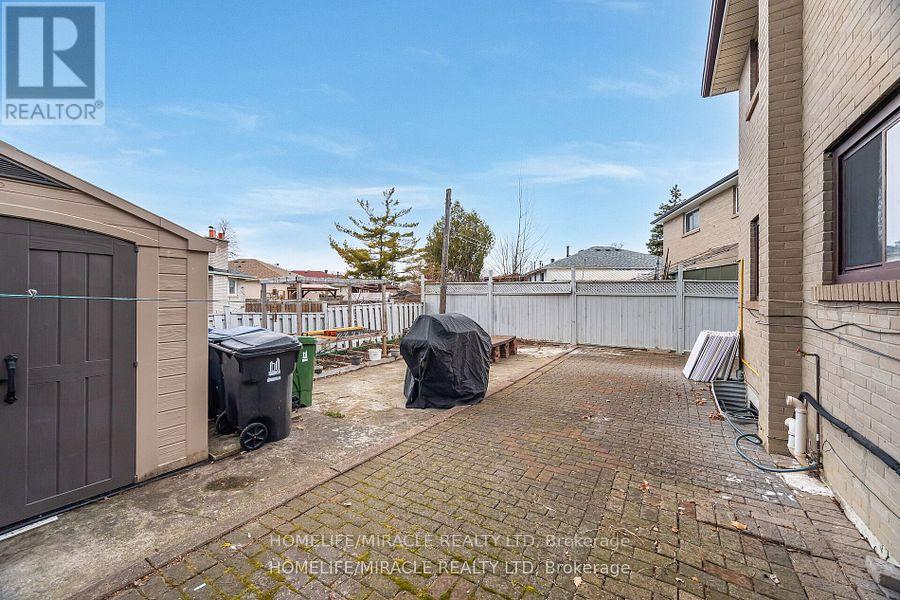 Photo 43 of 345 Silverstone Drive, Toronto ON