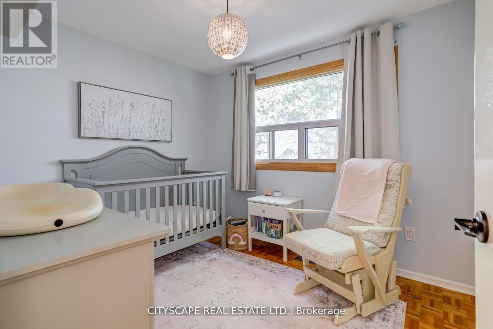 Photo 21 of 3206 Candela Drive, Mississauga ON