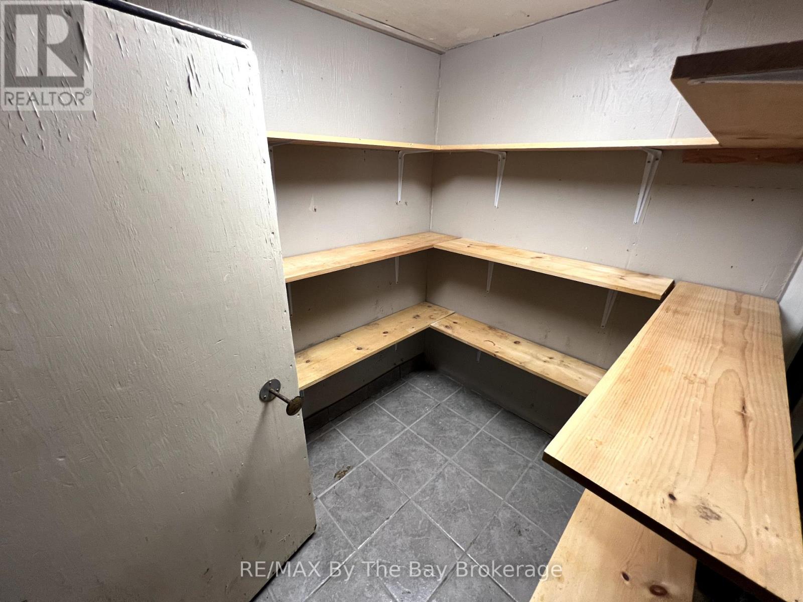 Photo 13 of 2 111 Main Street, Wasaga Beach ON