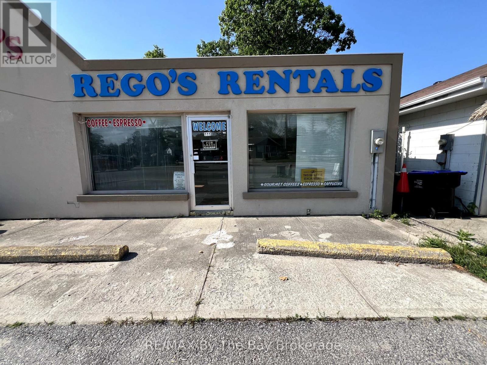 Photo 4 of 2 111 Main Street, Wasaga Beach ON