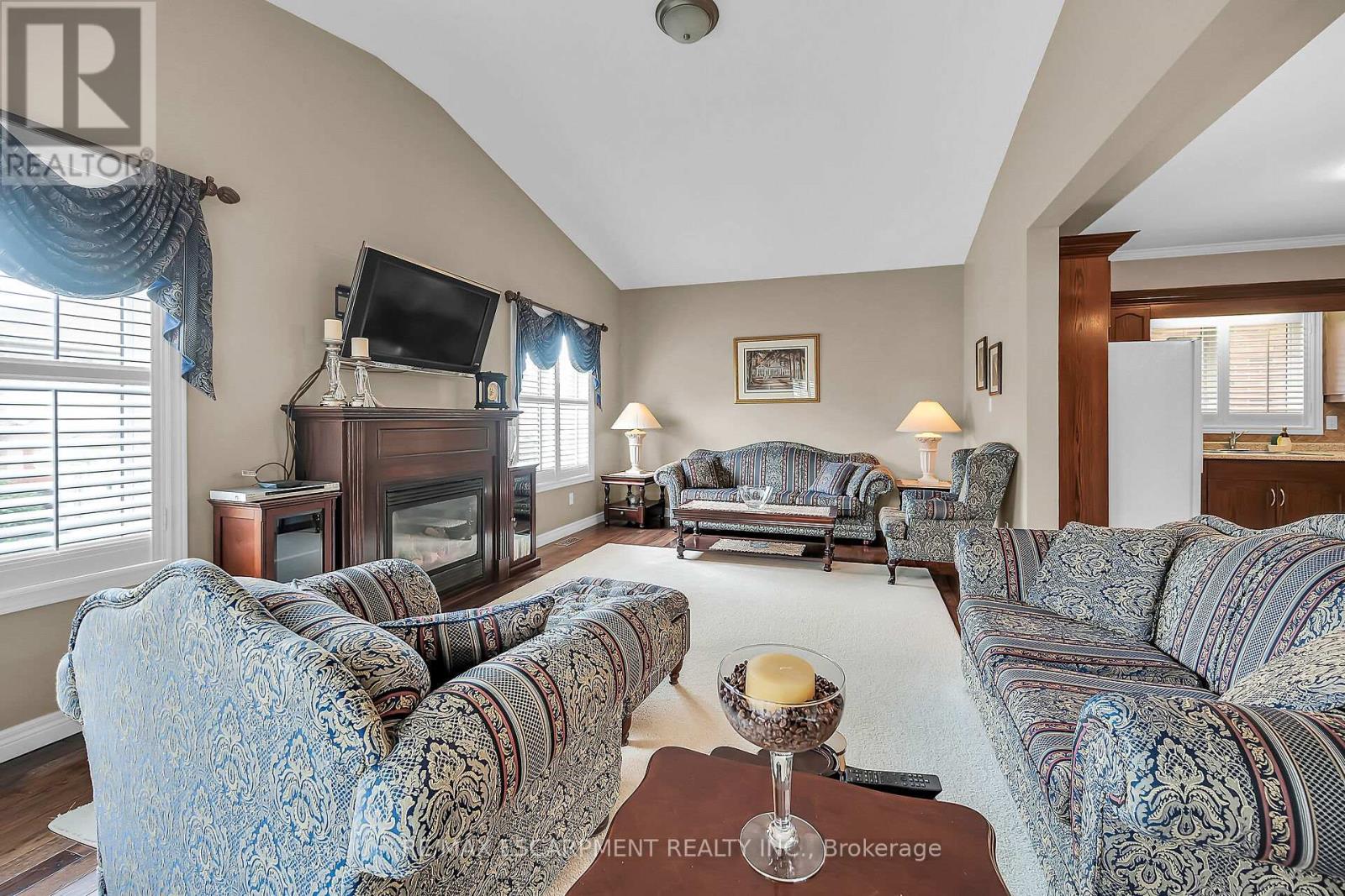 Photo 18 of 7 Kathleen Court, Hamilton ON