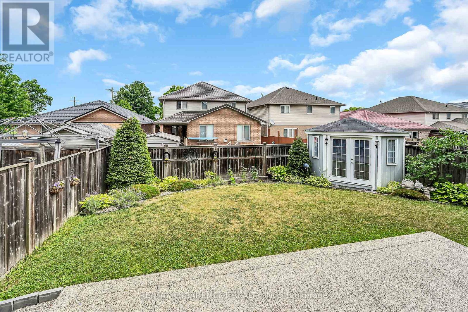 Photo 43 of 7 Kathleen Court, Hamilton ON