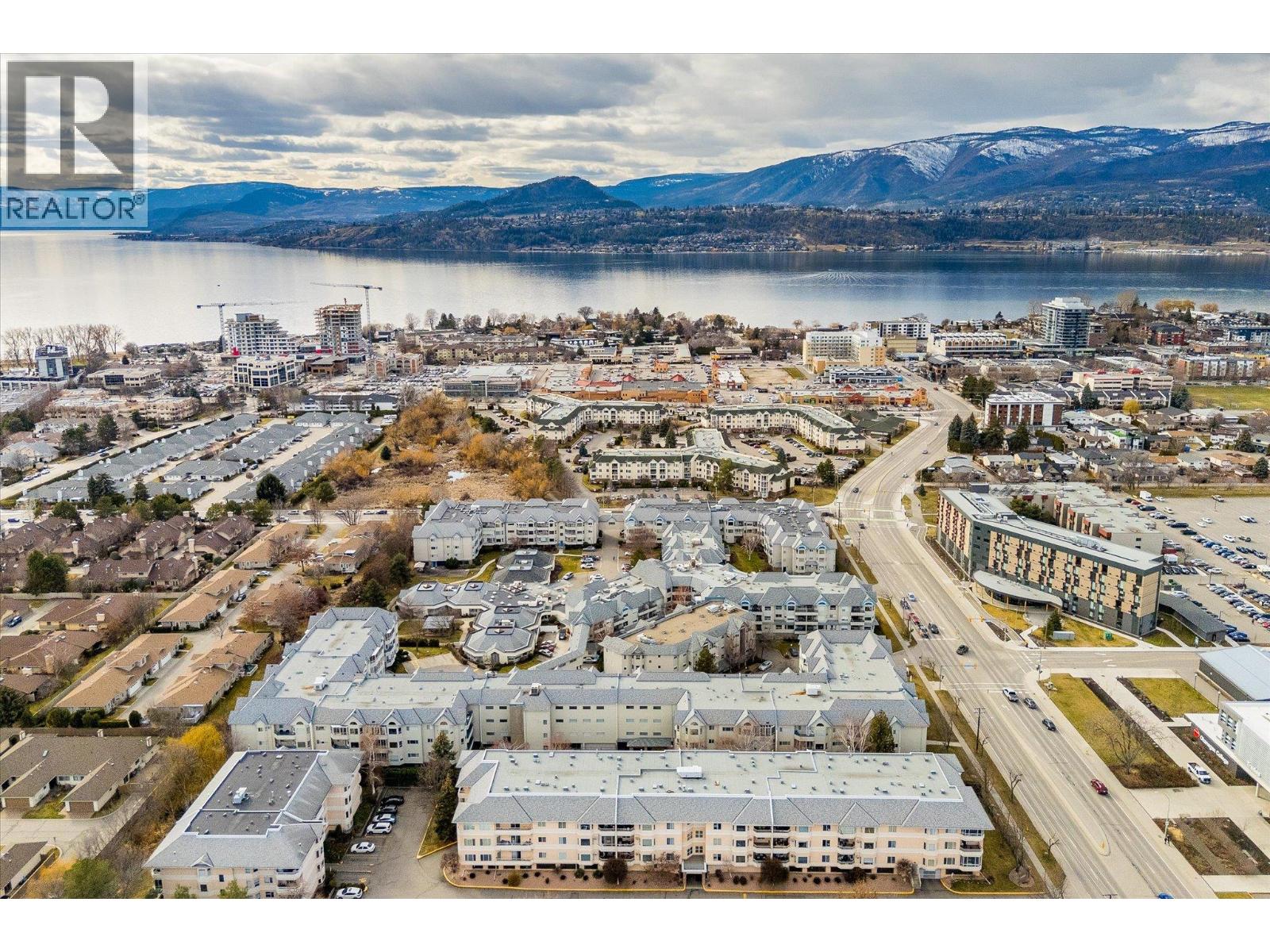 316 877 KLO Road, Kelowna