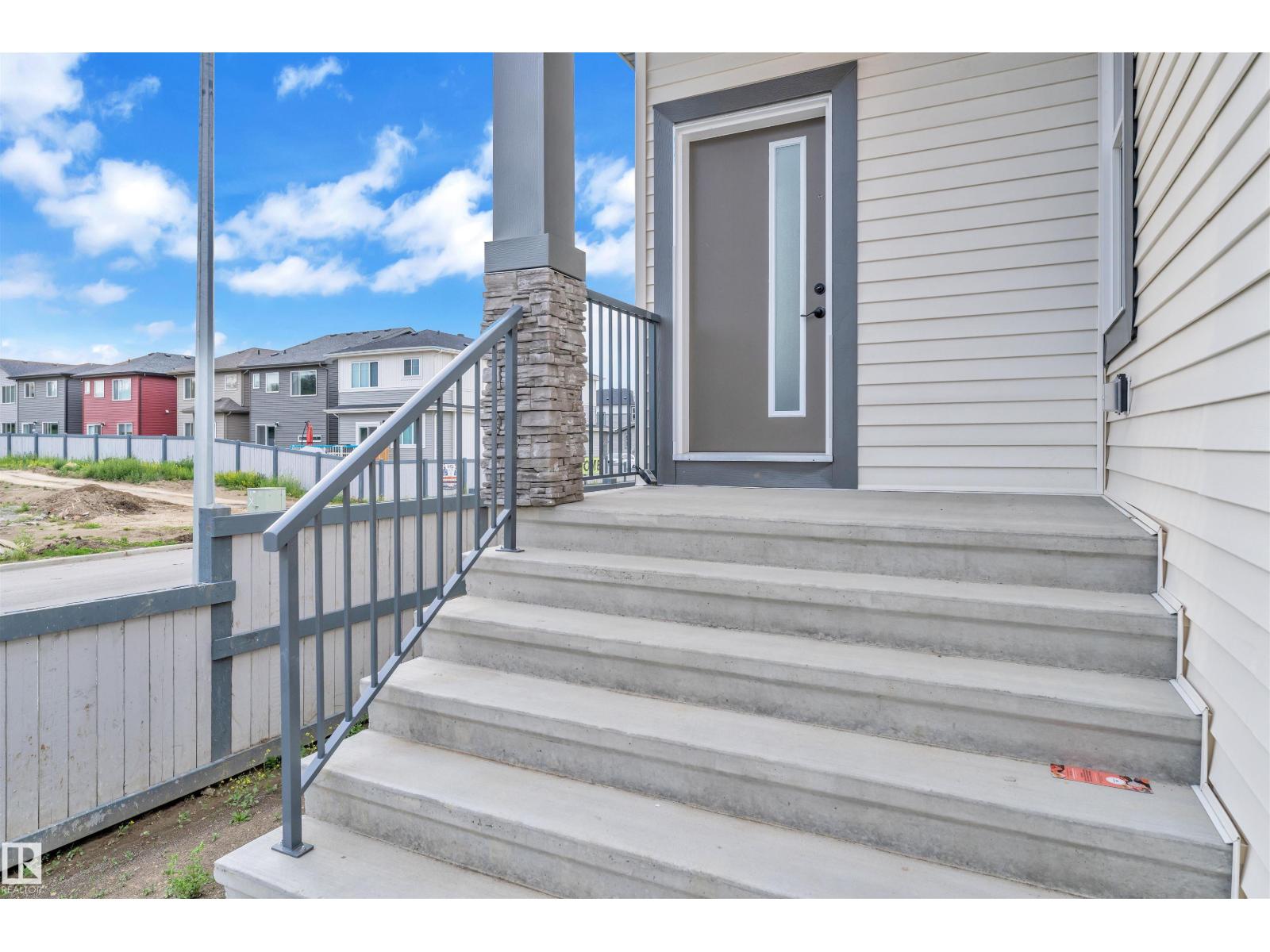 Photo 6 of 30 Avonlea Wy, Spruce Grove AB