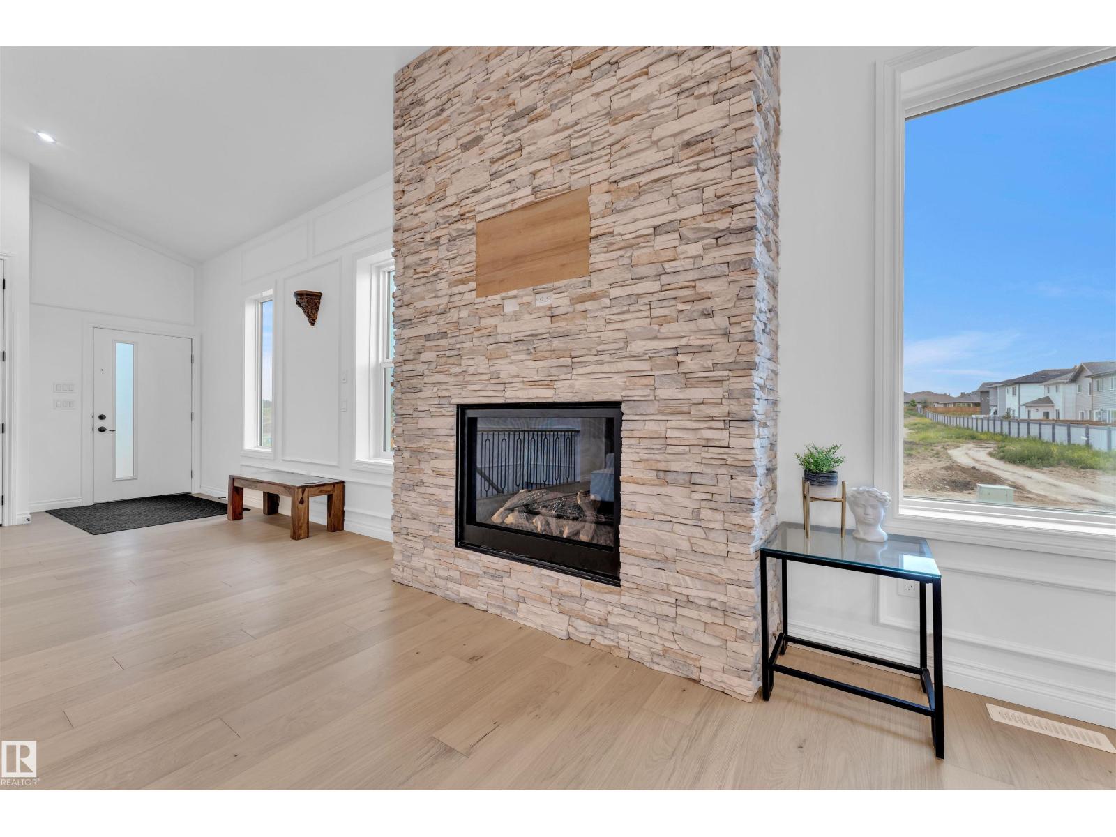 Photo 15 of 30 Avonlea Wy, Spruce Grove AB