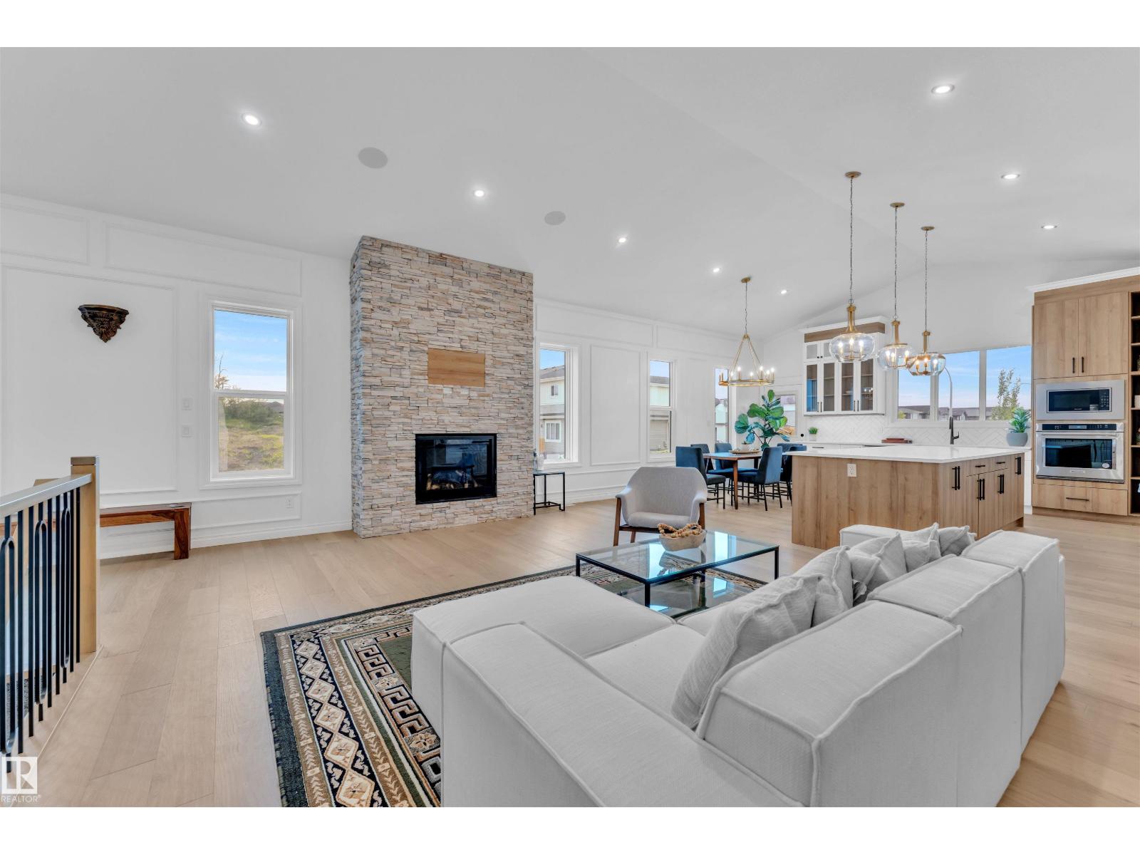 Photo 14 of 30 Avonlea Wy, Spruce Grove AB