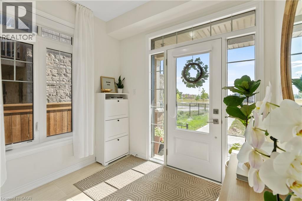 Photo 2 of 10 Birmingham Drive Unit 18, Cambridge ON
