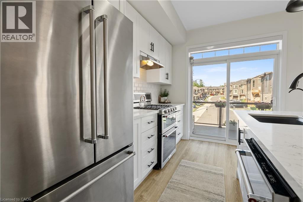 Photo 14 of 10 Birmingham Drive Unit 18, Cambridge ON