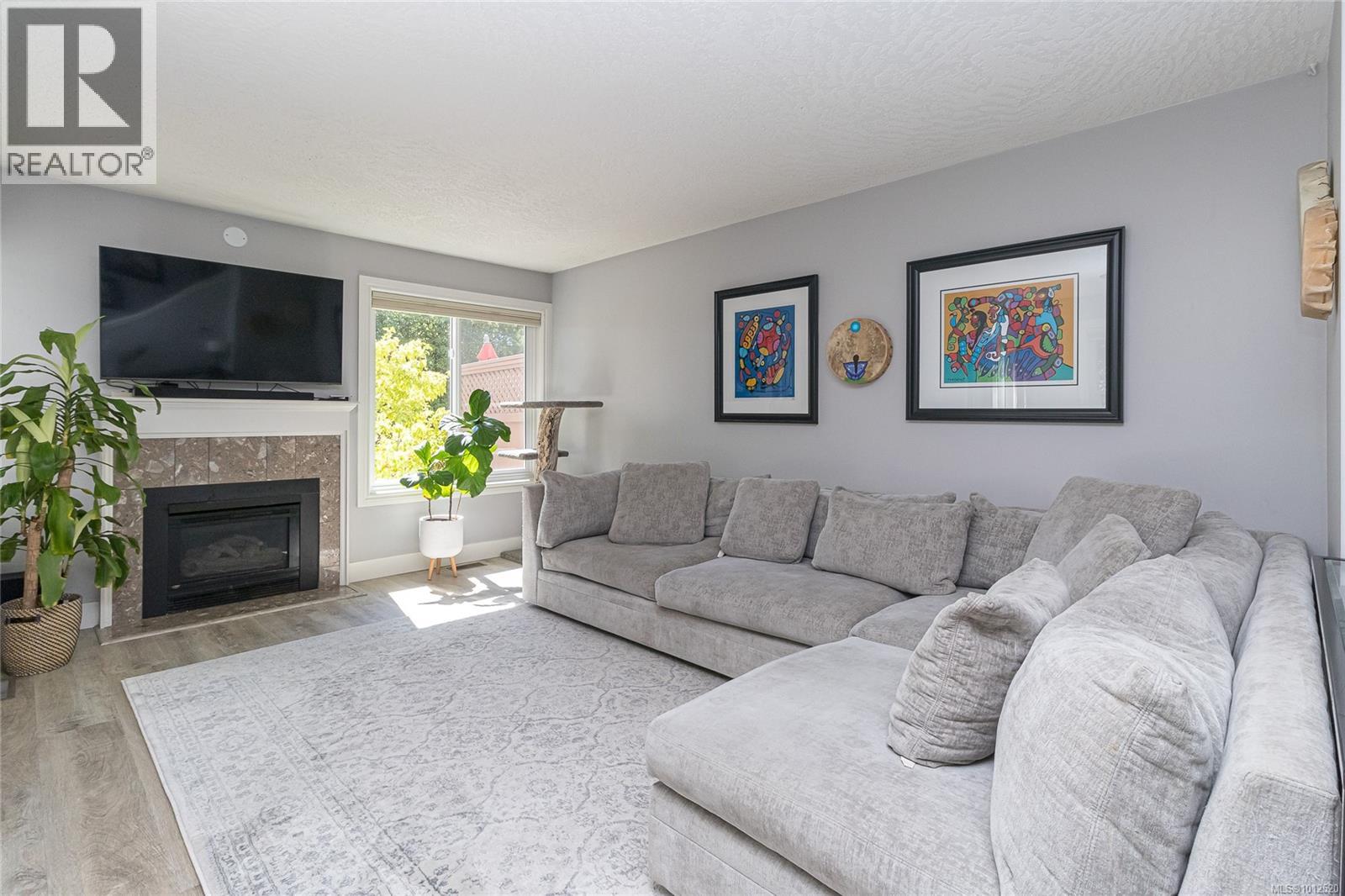 Photo 7 of 5 4580 West Saanich Rd, Saanich BC