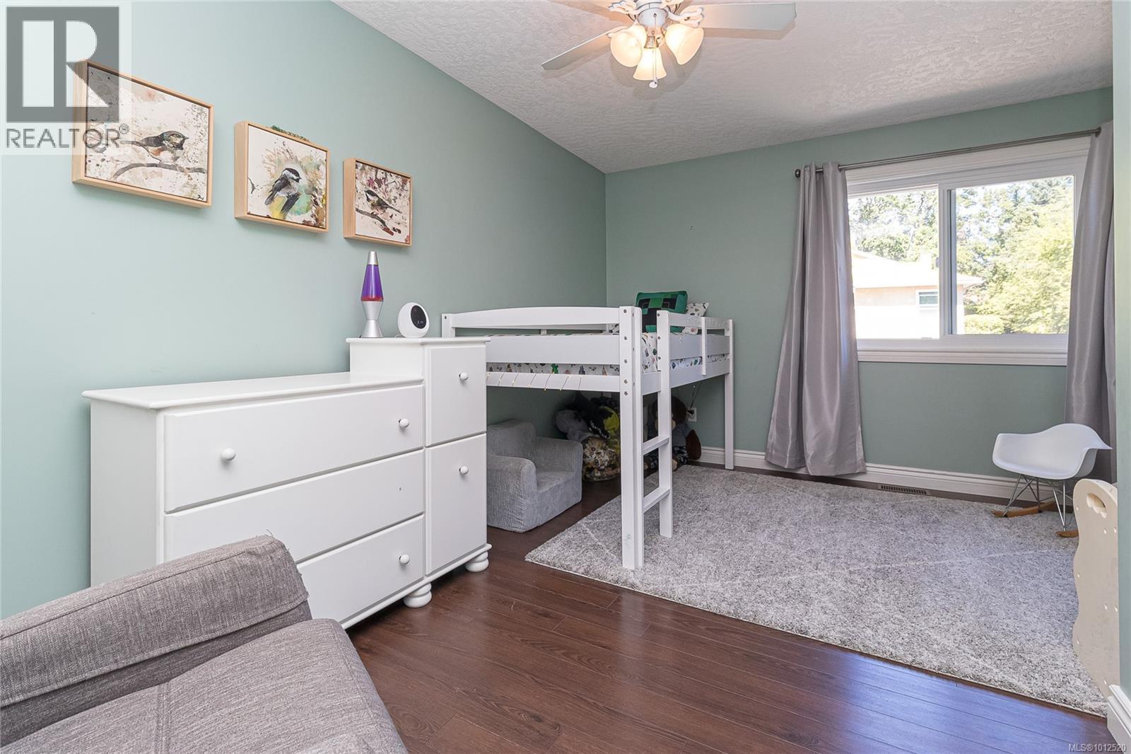 Photo 17 of 5 4580 West Saanich Rd, Saanich BC