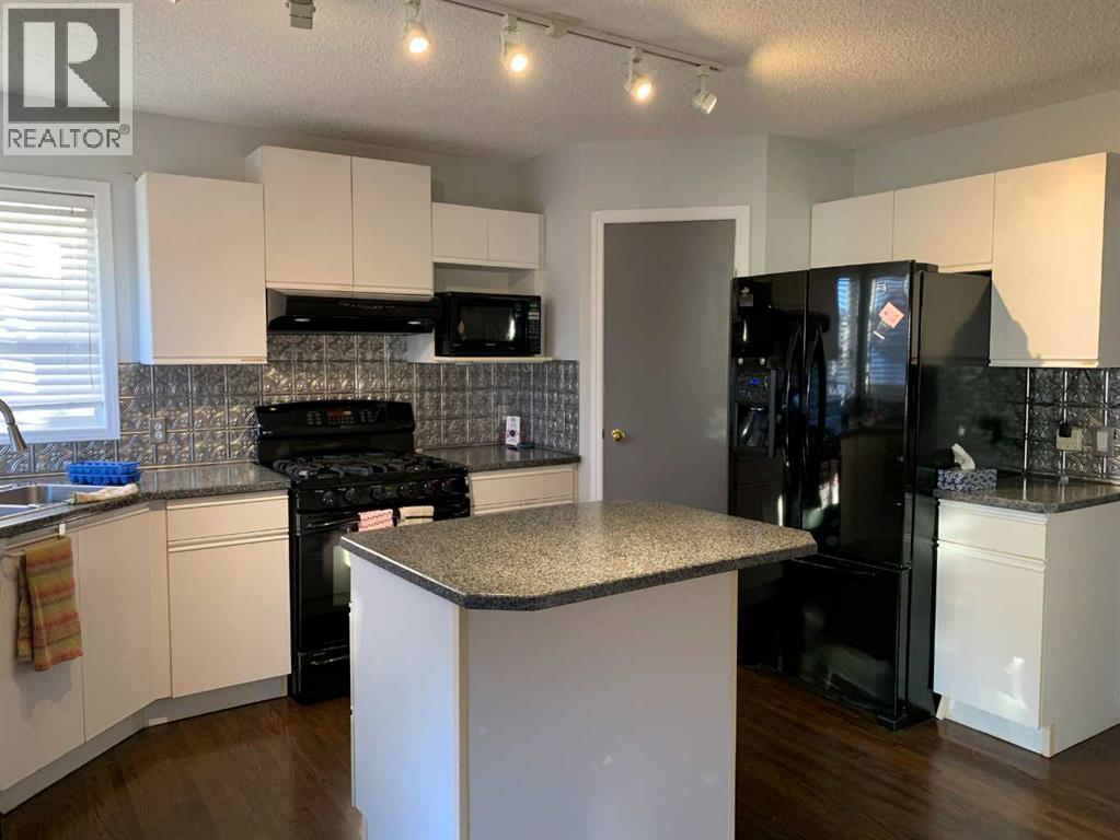 Single Family House for Sale in  Hidden Spring Green NW Hidden Valley Calgary 
