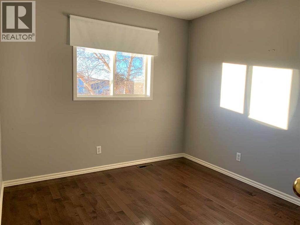 Single Family House for Sale in  Hidden Spring Green NW Hidden Valley Calgary 