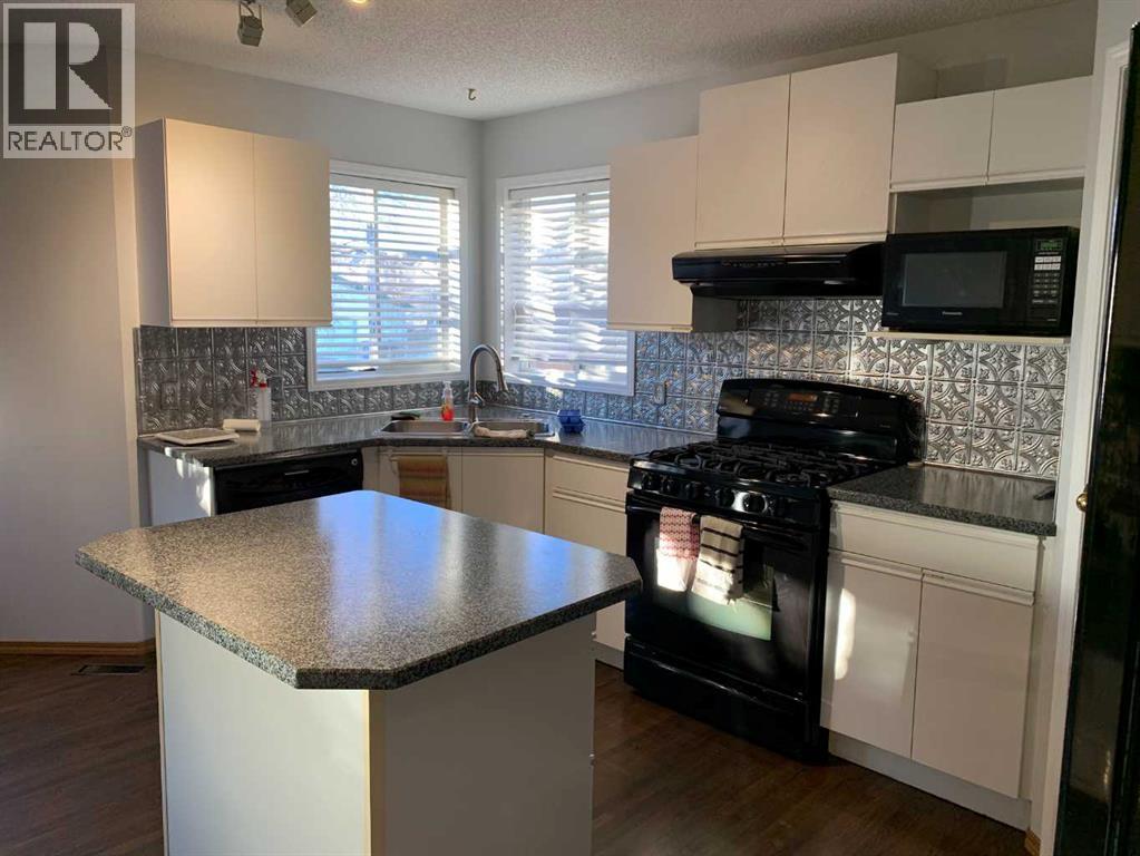 Single Family House for Sale in  Hidden Spring Green NW Hidden Valley Calgary 