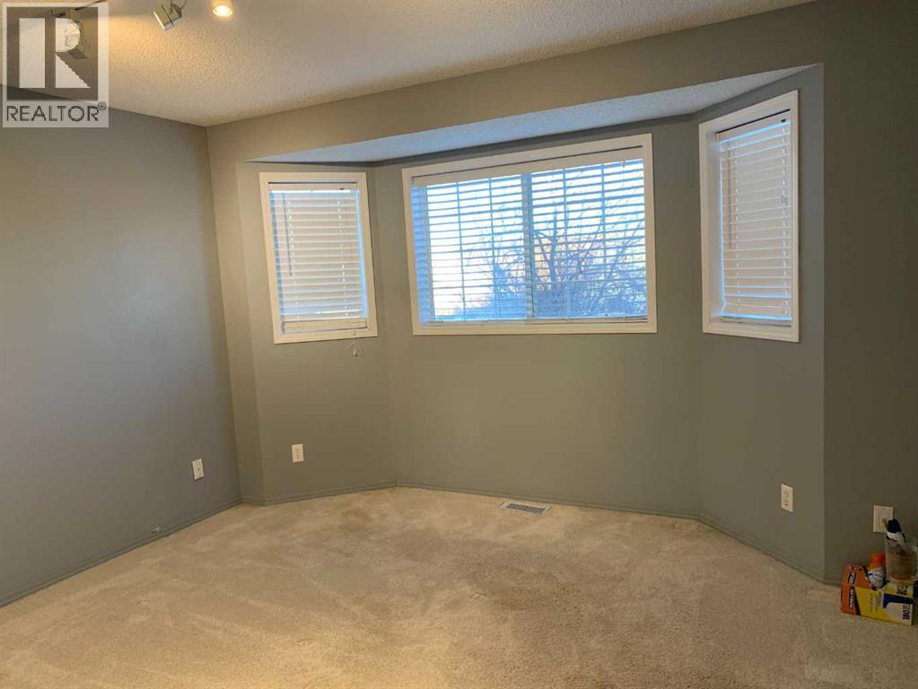 Single Family House for Sale in  Hidden Spring Green NW Hidden Valley Calgary 