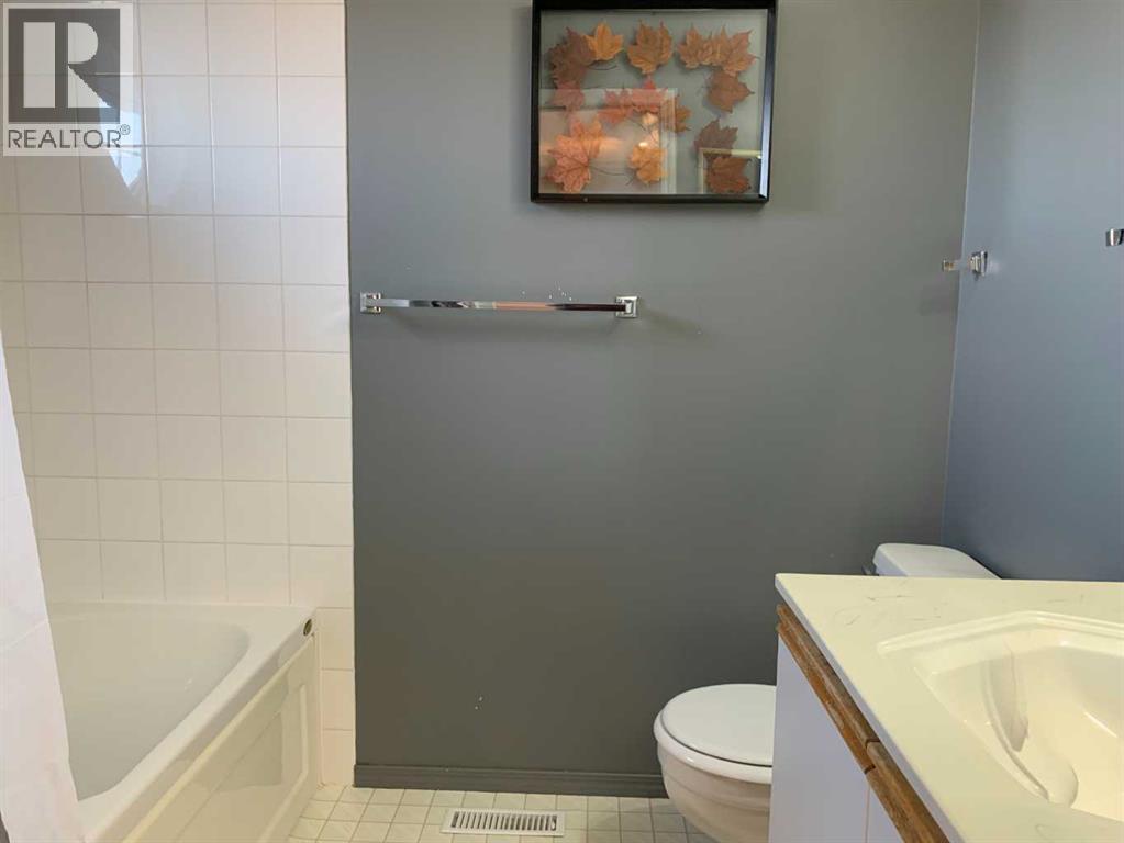 Single Family House for Sale in  Hidden Spring Green NW Hidden Valley Calgary 