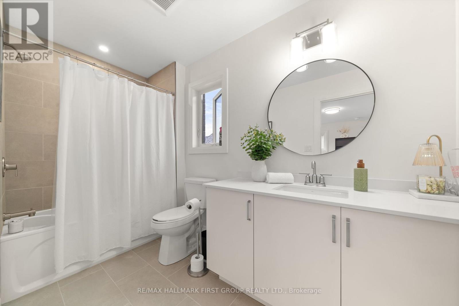 Photo 31 of 118 Royal Gala Drive, Brighton ON