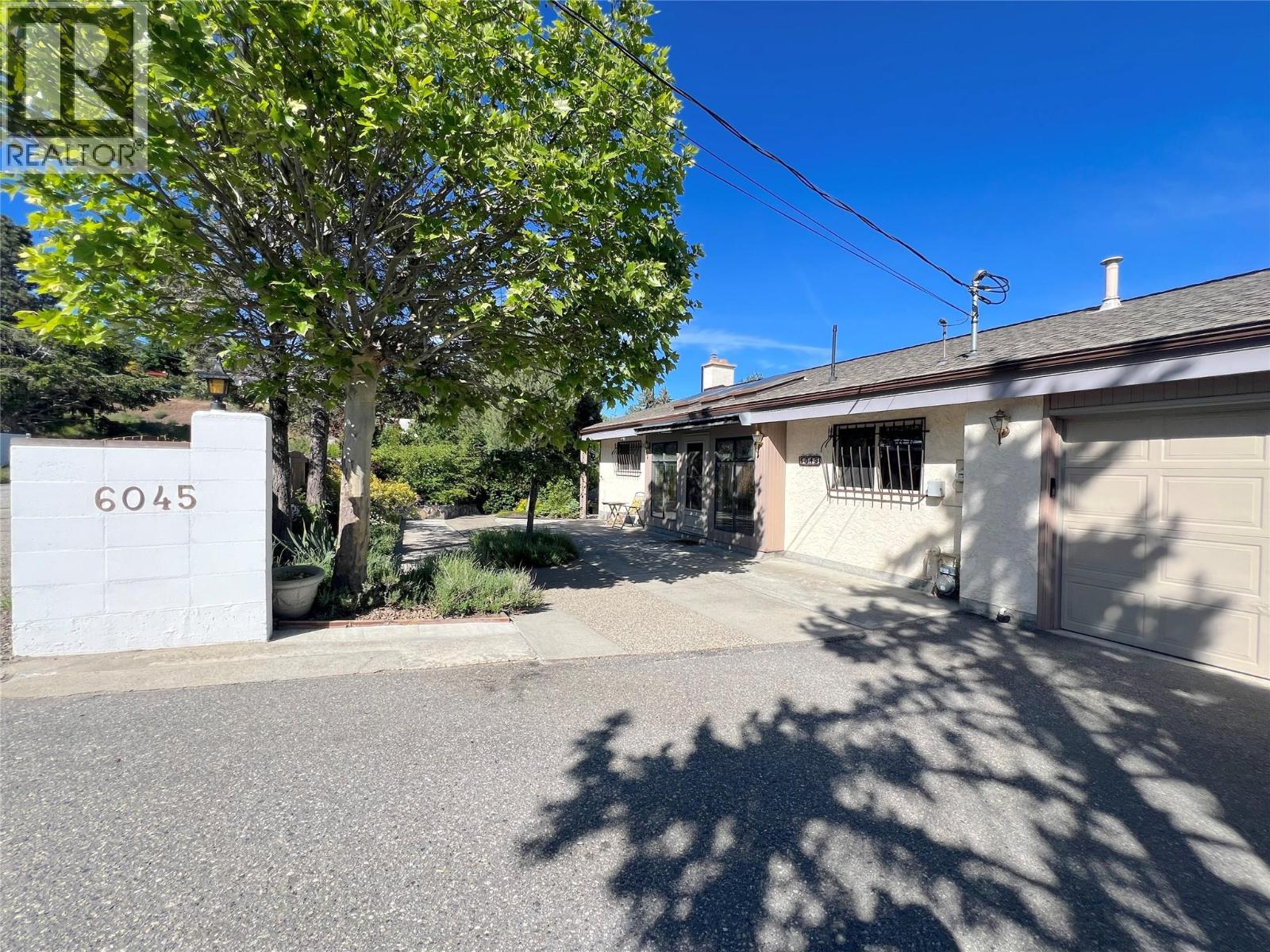  6045 Ellison Avenue, Peachland