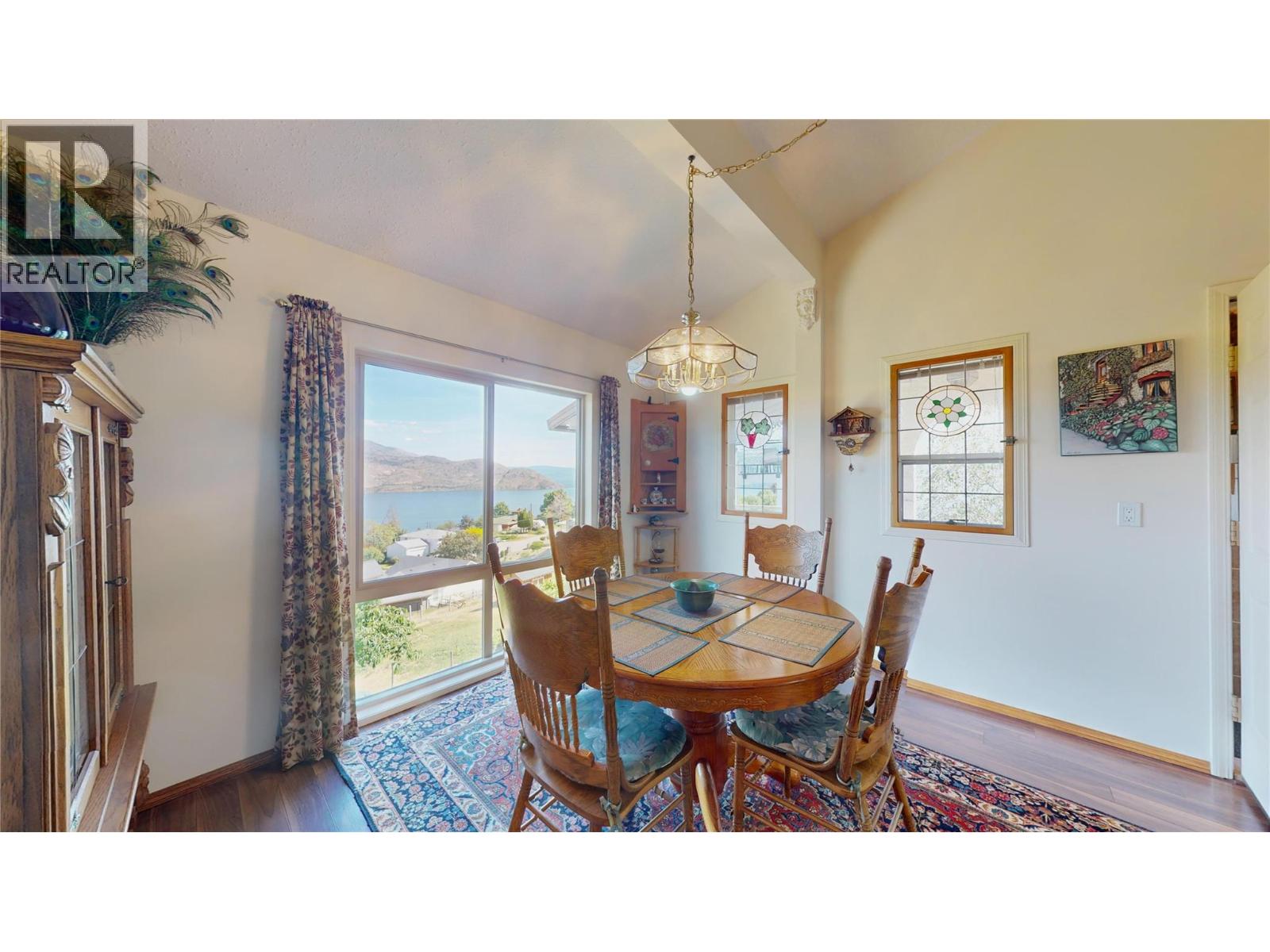  6045 Ellison Avenue, Peachland