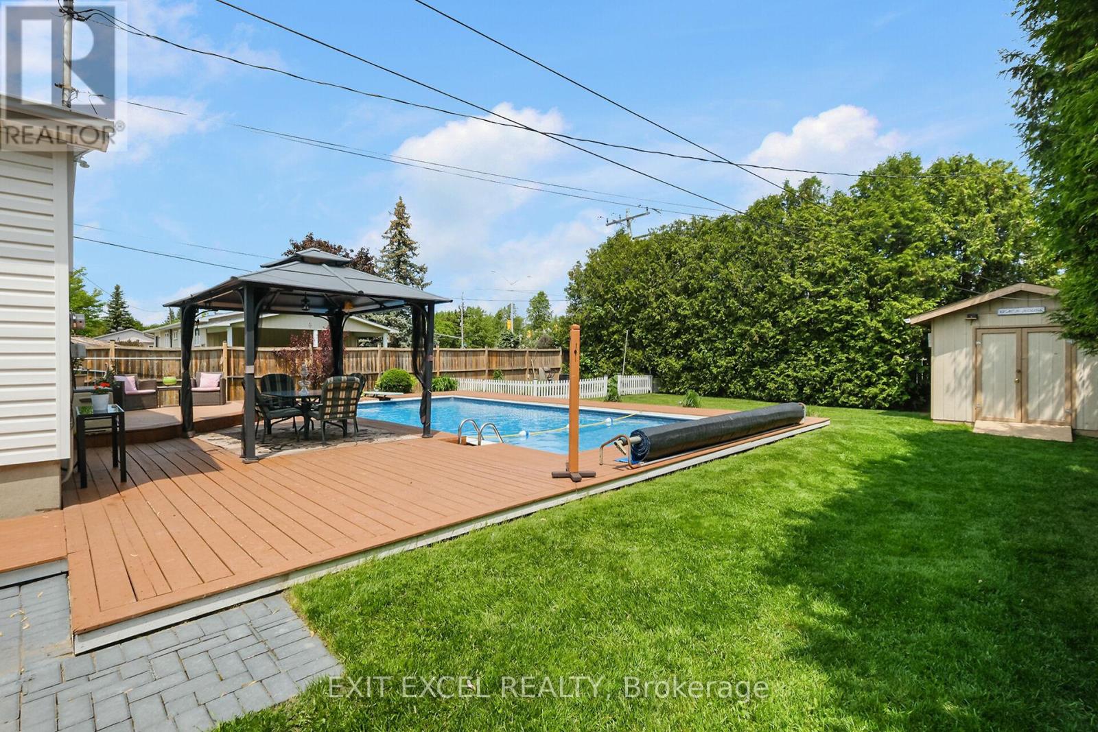 Photo 29 of 396 Roxdale Avenue, Ottawa ON