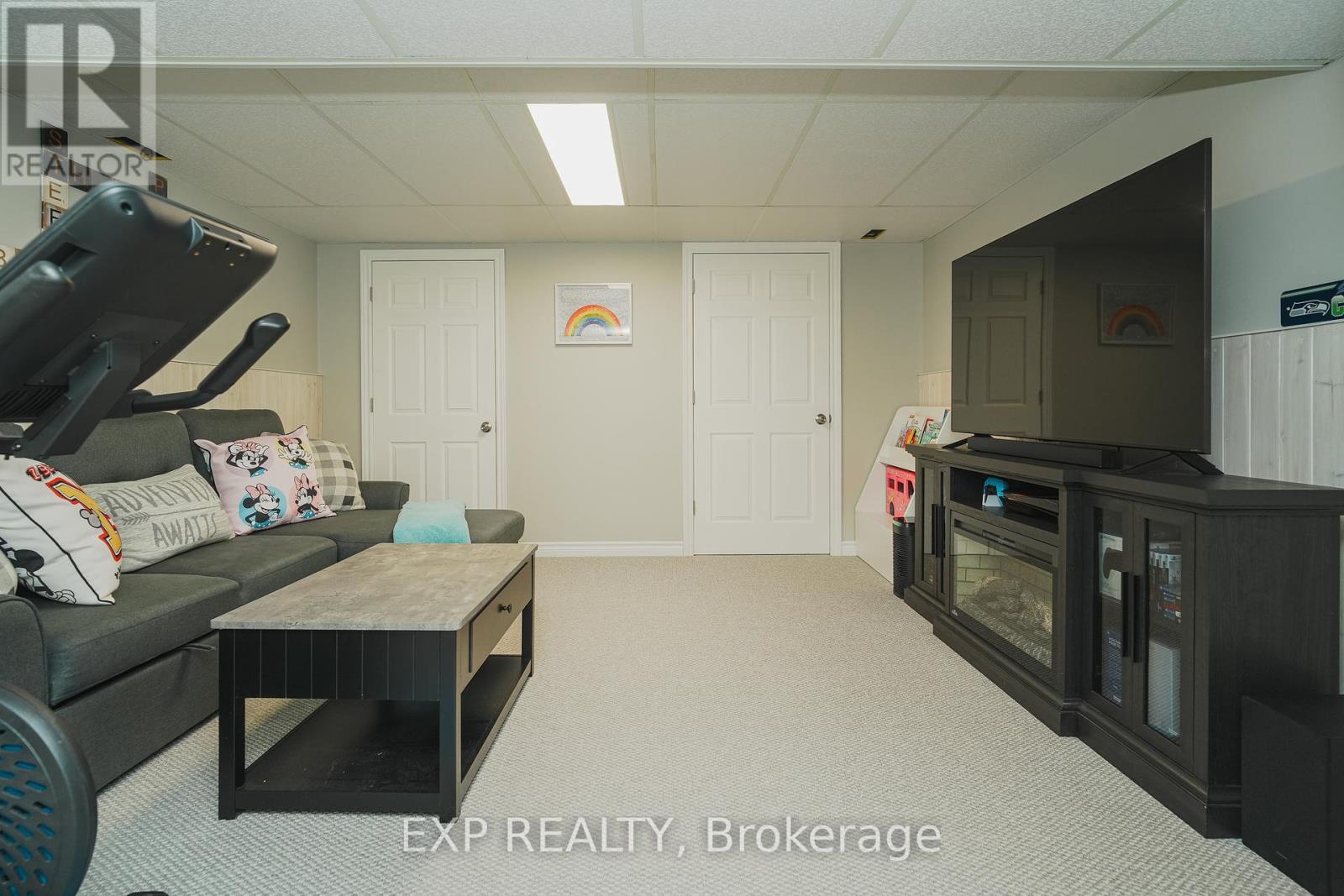 Photo 28 of 66 Malvern Drive, Ottawa ON