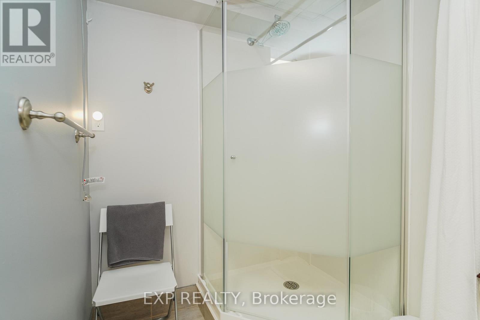Photo 32 of 66 Malvern Drive, Ottawa ON