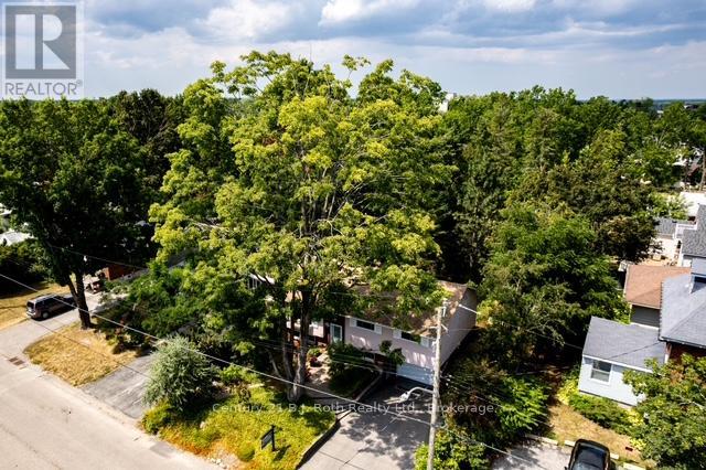 Photo 33 of 24 Champlain Street, Orillia ON
