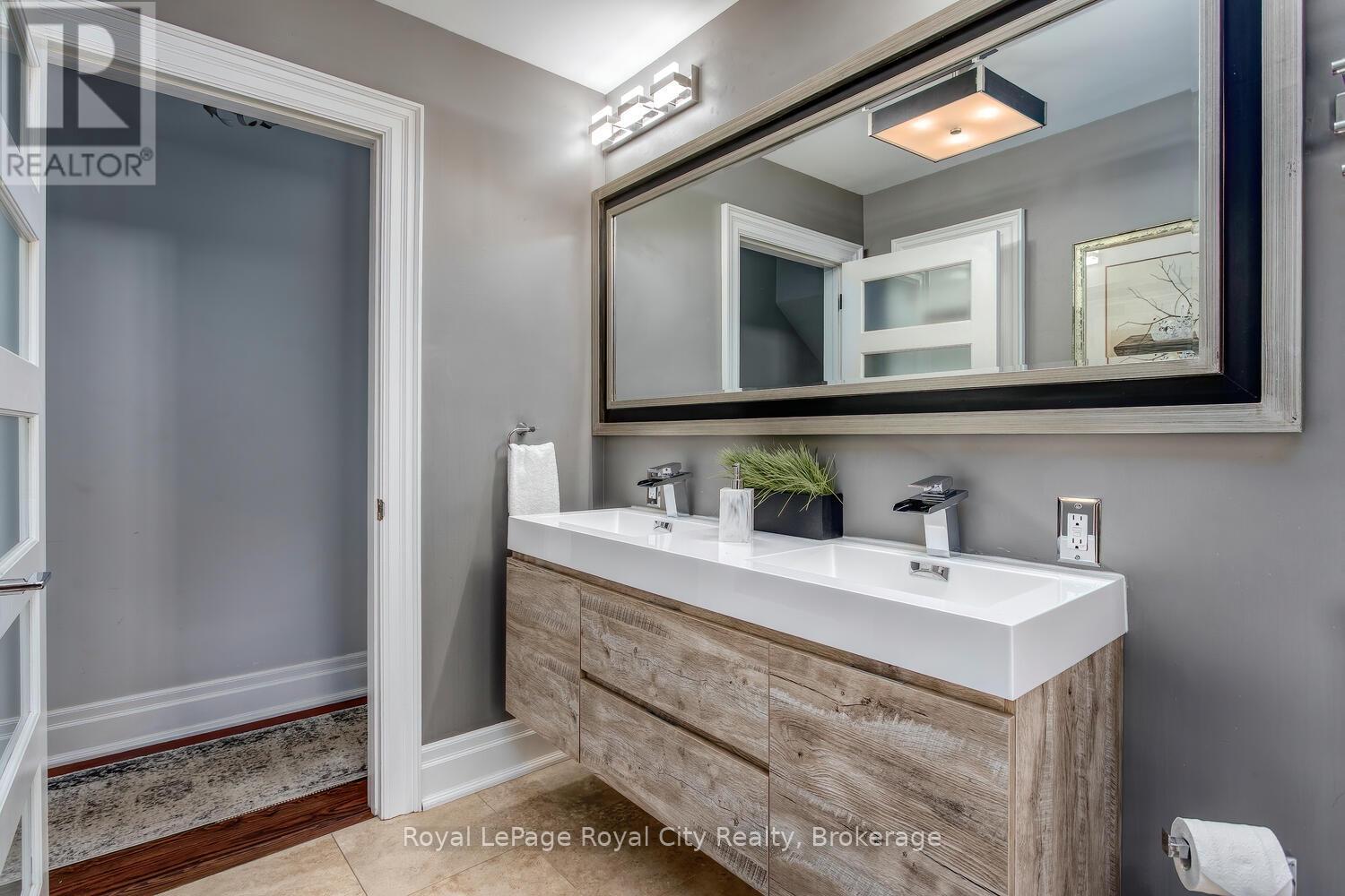 Photo 34 of 1158 Conservation Road E, Milton ON