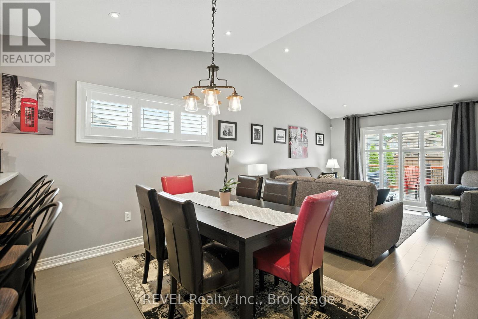 Photo 11 of 6283 Dores Drive, Niagara Falls ON