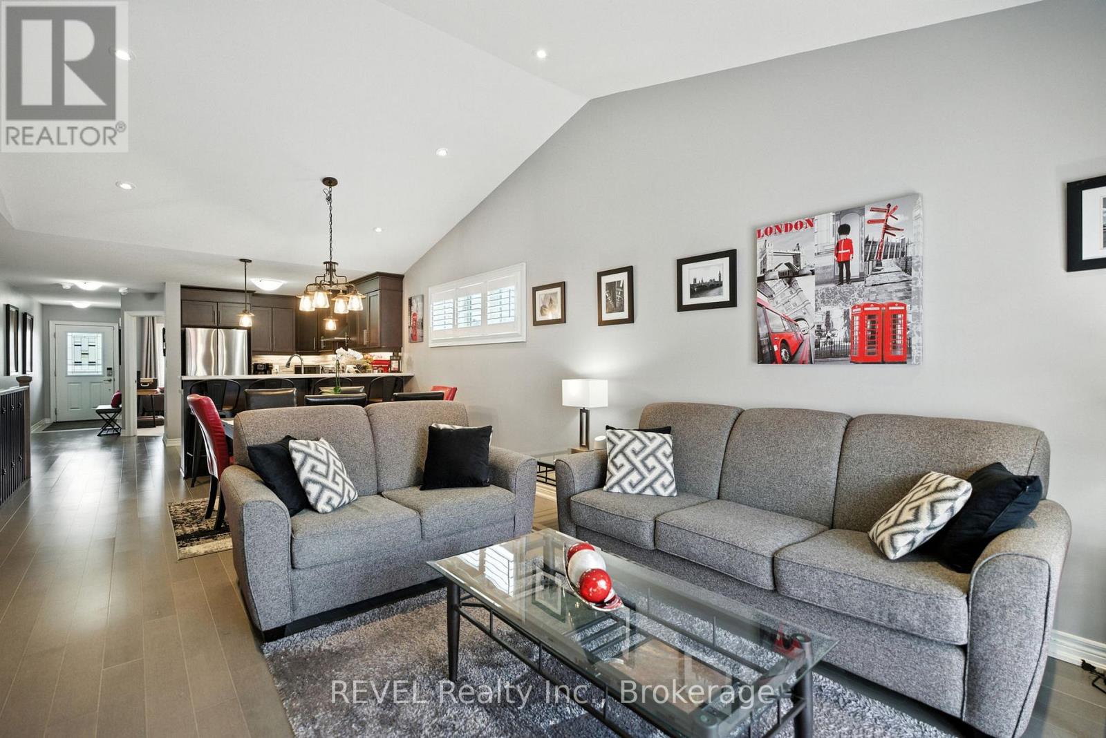 Photo 16 of 6283 Dores Drive, Niagara Falls ON