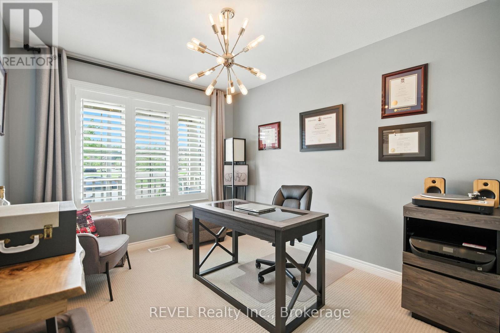 Photo 18 of 6283 Dores Drive, Niagara Falls ON