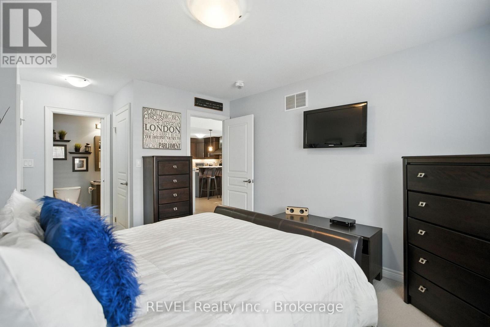 Photo 19 of 6283 Dores Drive, Niagara Falls ON