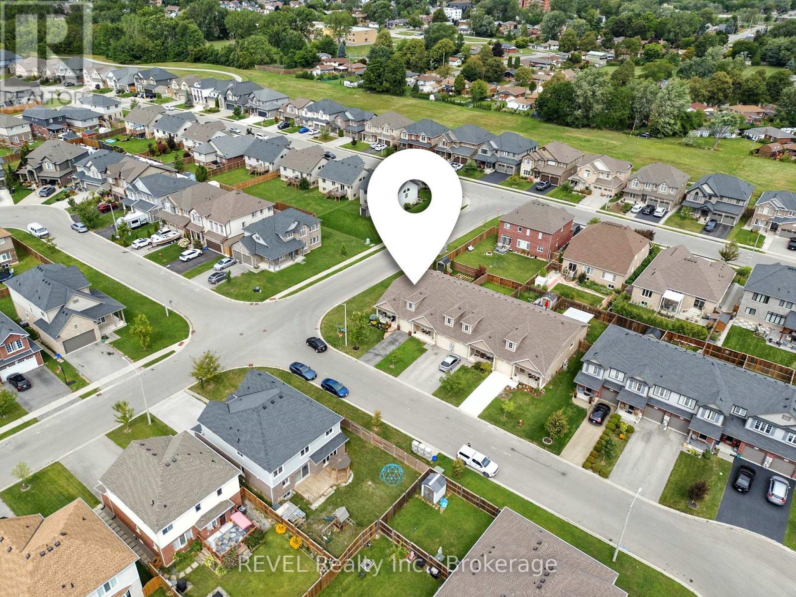 Photo 41 of 6283 Dores Drive, Niagara Falls ON