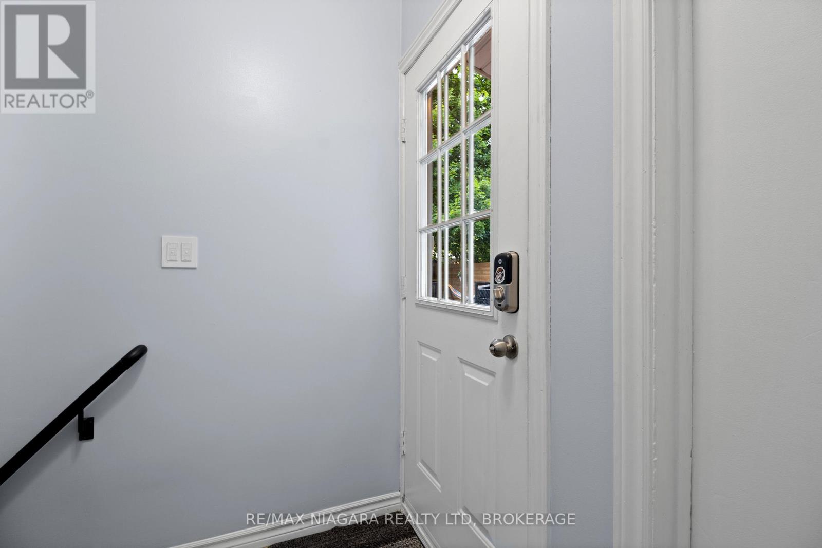 Photo 19 of 3 Clearview Heights, St Catharines ON