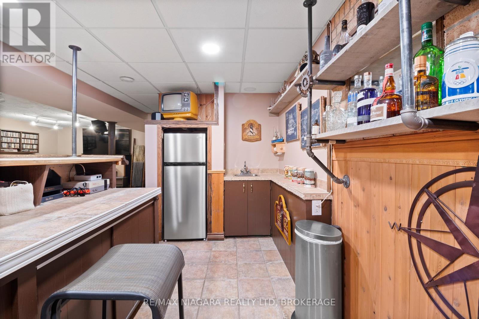 Photo 24 of 3 Clearview Heights, St Catharines ON