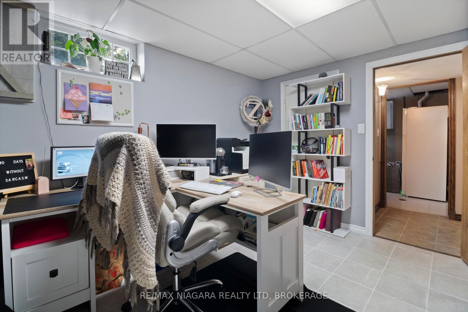 Photo 26 of 3 Clearview Heights, St Catharines ON