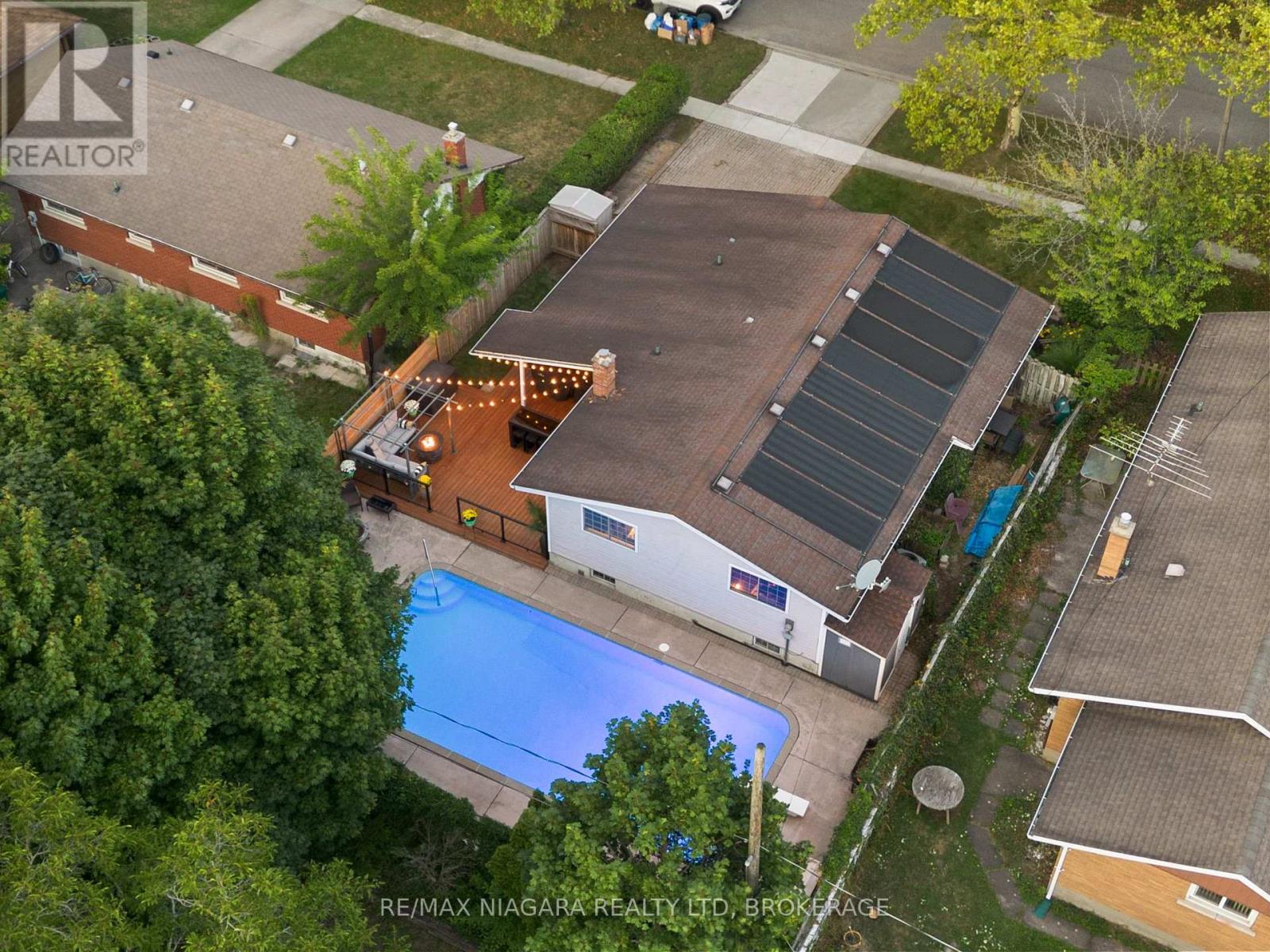 Photo 38 of 3 Clearview Heights, St Catharines ON