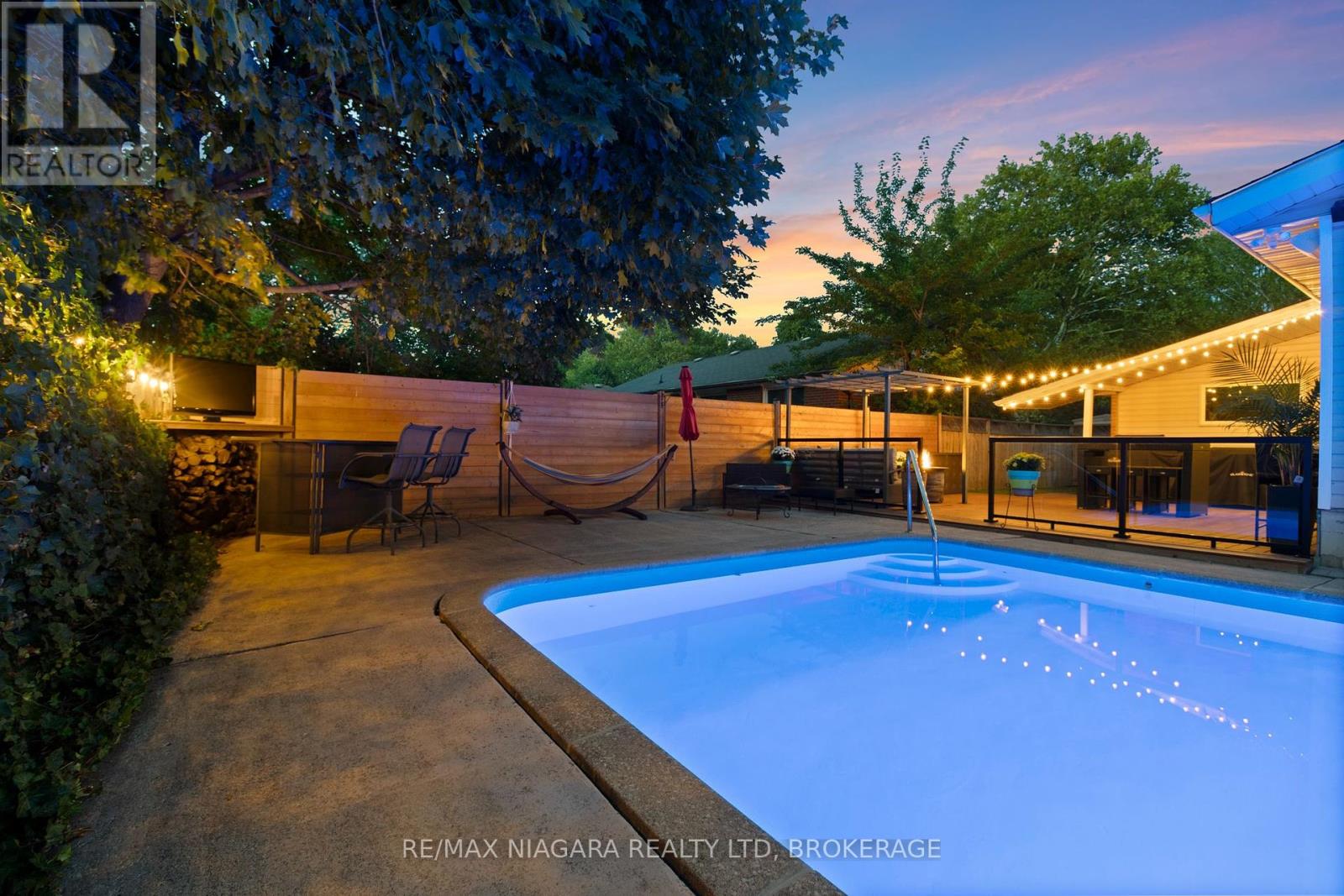 Photo 43 of 3 Clearview Heights, St Catharines ON