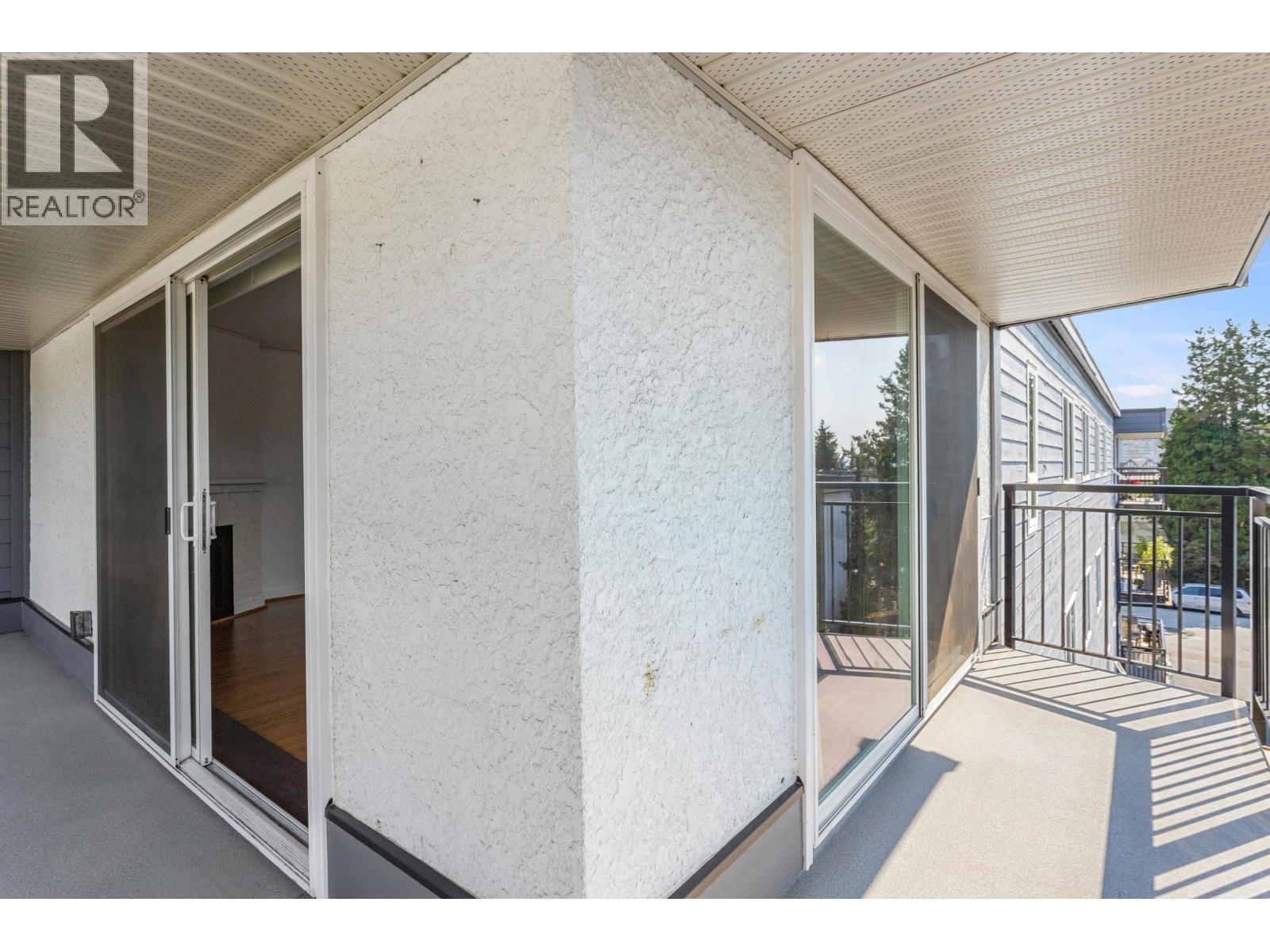 Photo 21 of 303 134 W 20th Street, North Vancouver BC