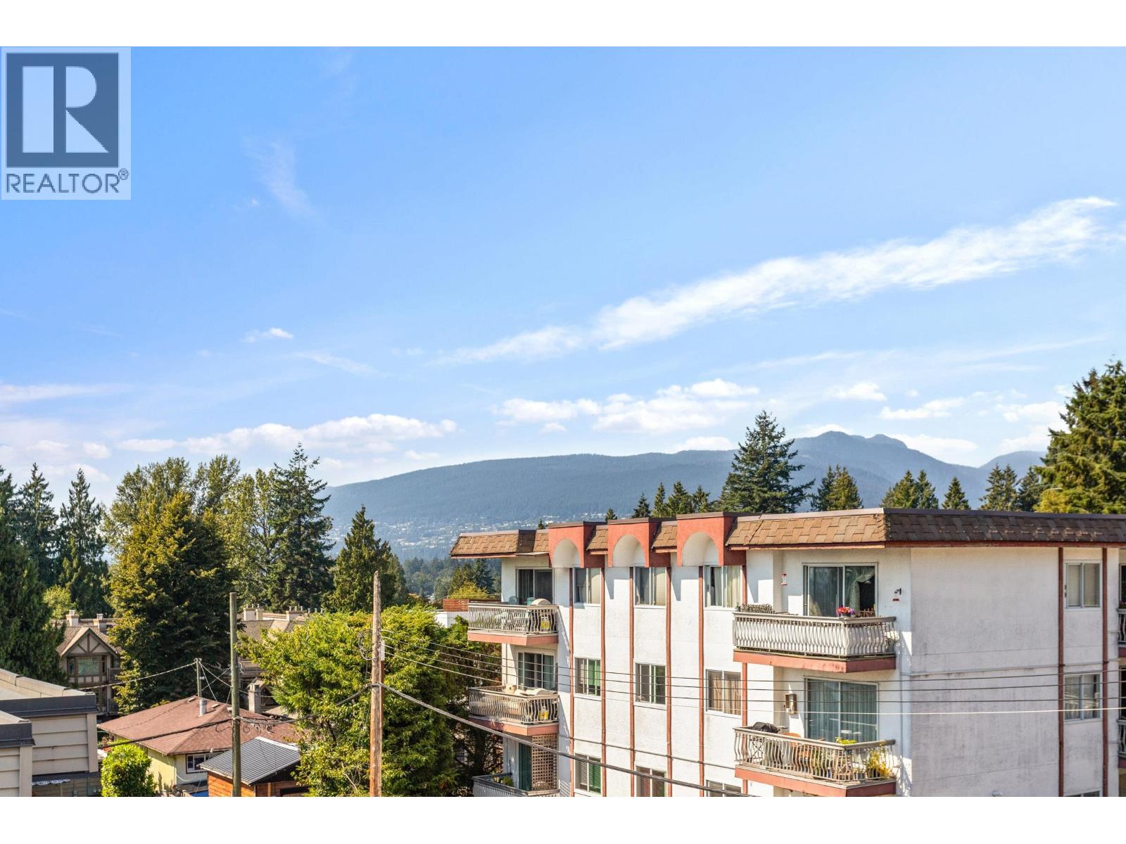 Photo 24 of 303 134 W 20th Street, North Vancouver BC