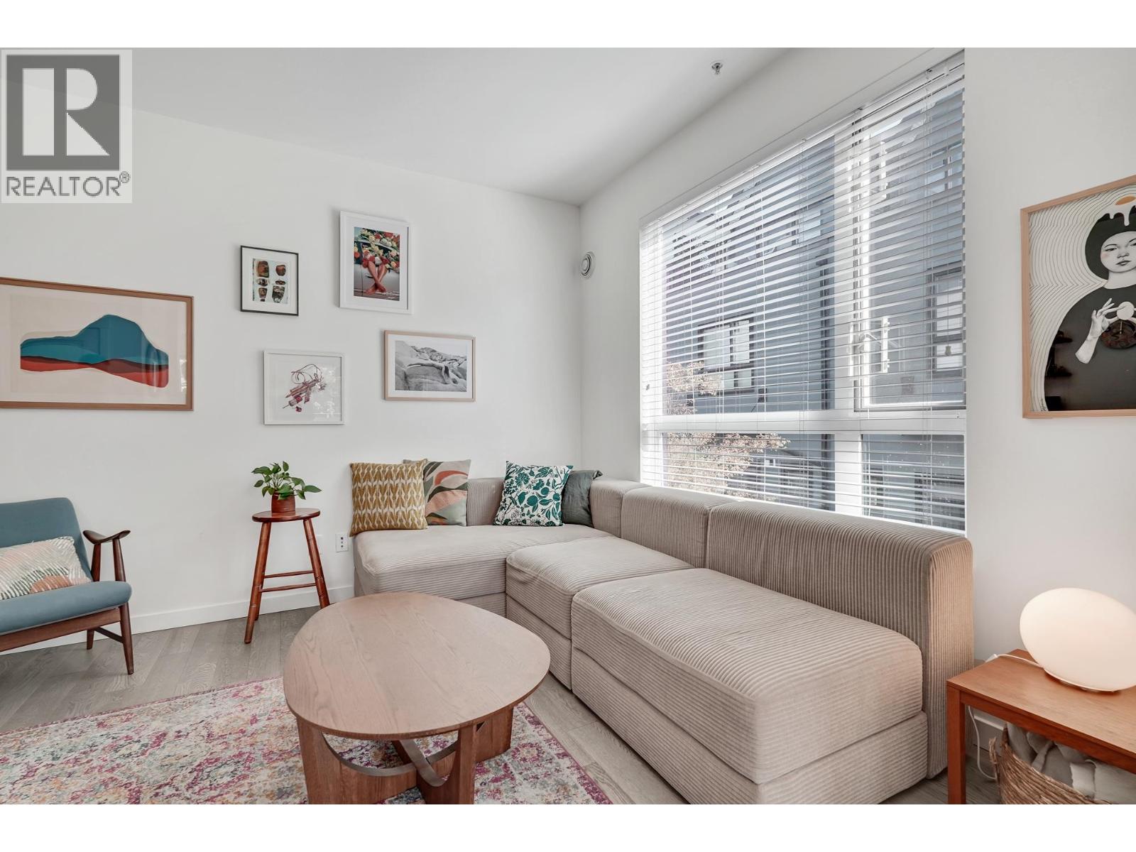Photo 9 of 5962 St George Street, Vancouver BC