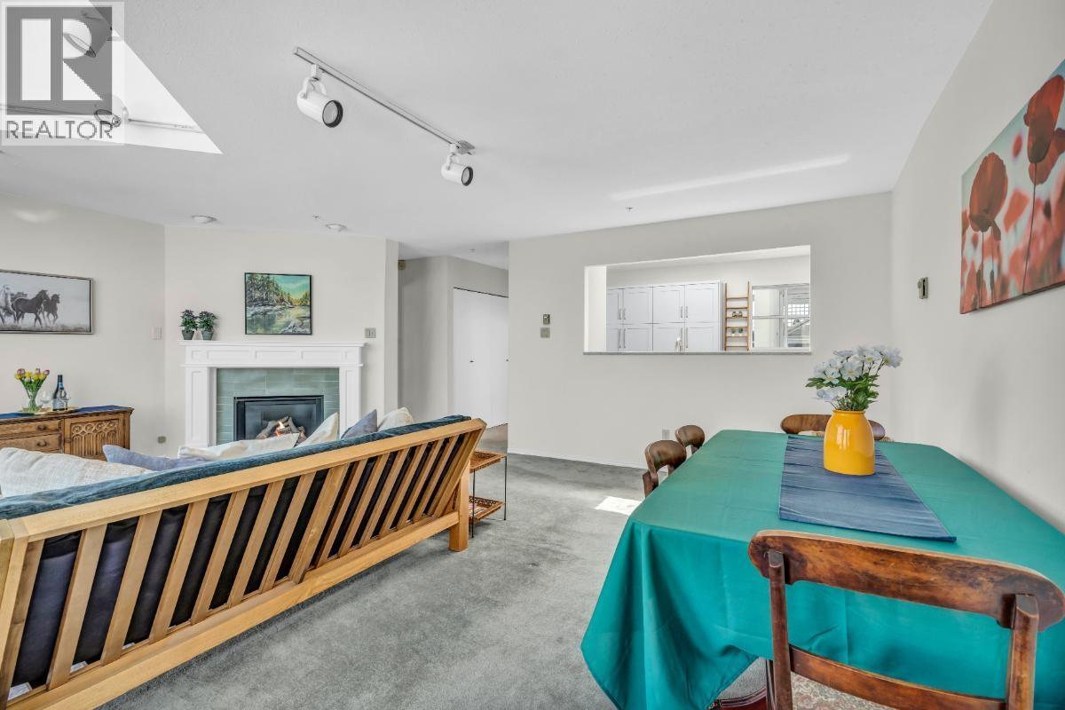 Photo 4 of Ph 21 2175 W 3rd Avenue, Vancouver BC