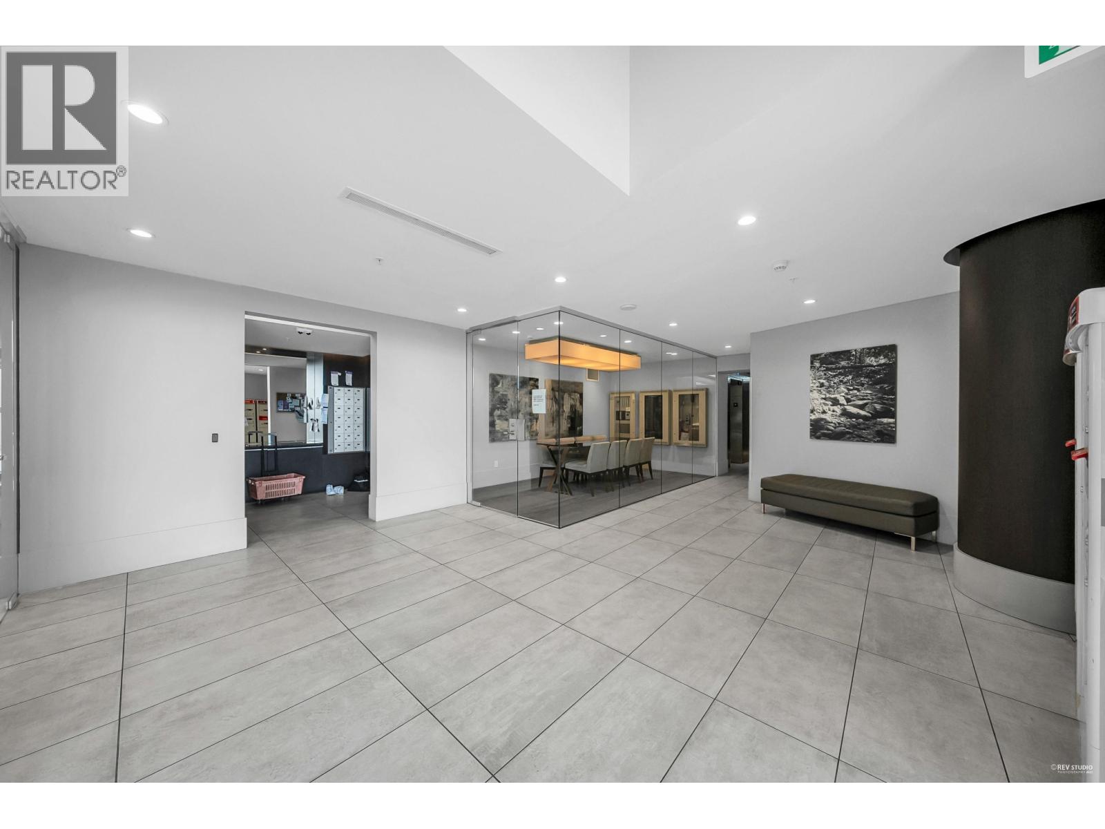 Photo 23 of 1005 1550 Fern Street, North Vancouver BC