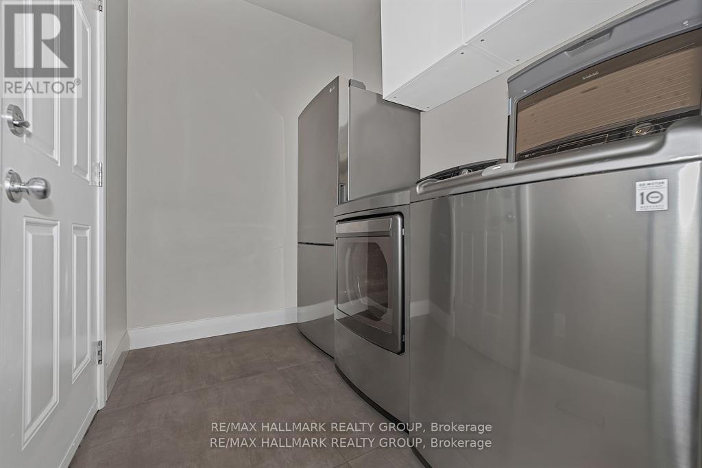 Photo 11 of 137 Stedman Street, Ottawa ON