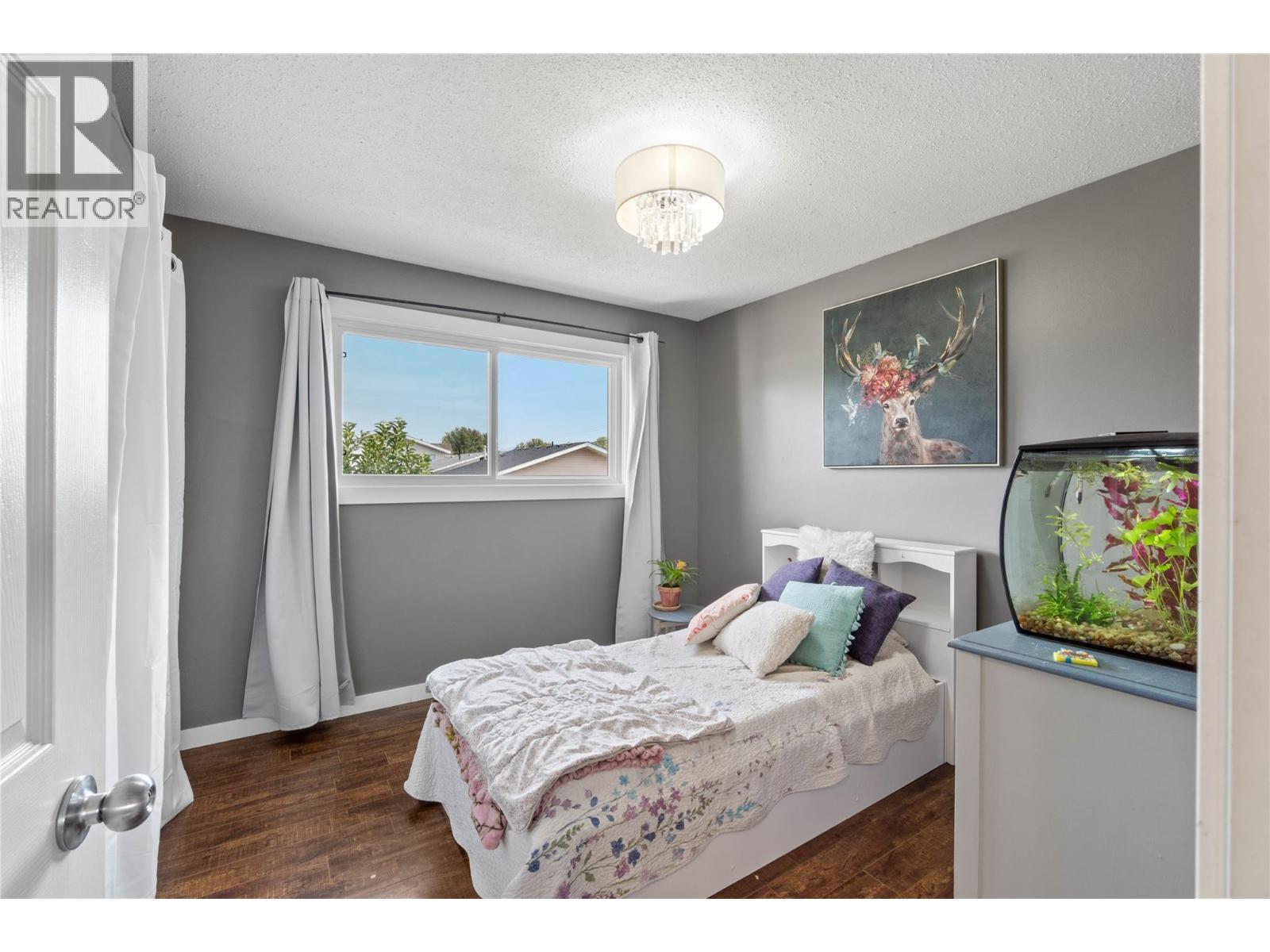 Photo 9 of 394 Reighmount Drive, Kamloops BC